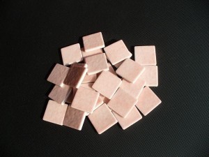 Mozaika różowa błyszcząca  2,5x2,5 cm, ceramiczna Camelia AG 71 luzem