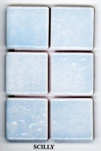 Mozaika jasno niebieska błyszcząca 2,5x2,5 cm, ceramiczna Scilly AF 4 luzem