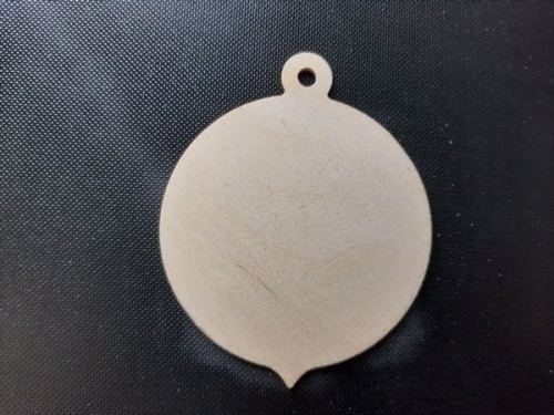 wycinanka ze sklejki Bombka