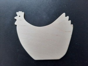 Wycinanka ze sklejki - Kurka  20 x 24,7 cm 